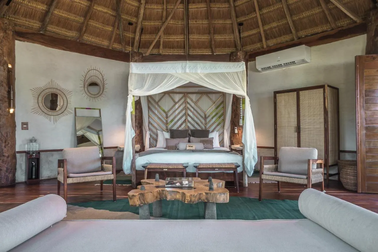 Delek Tulum Hotel