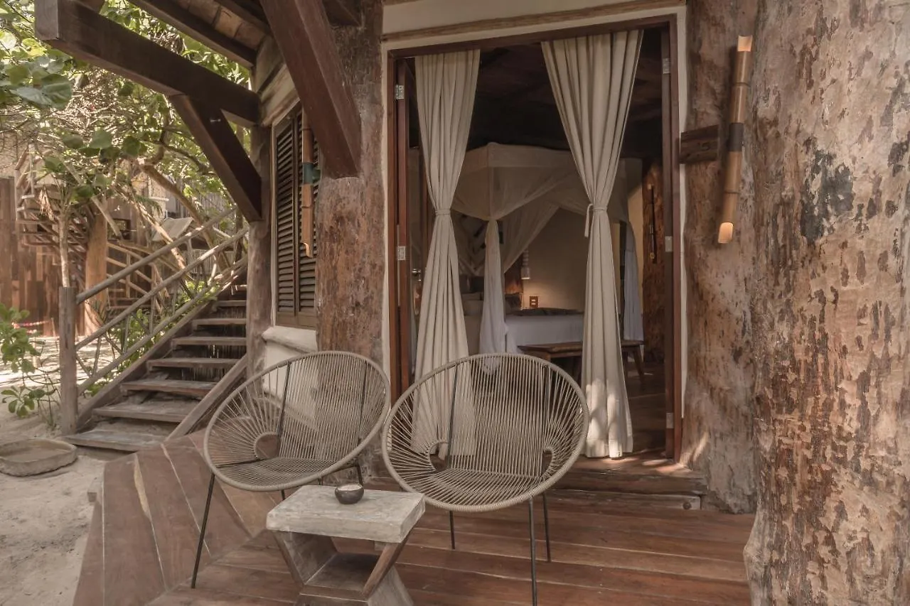 Delek Tulum Hotel